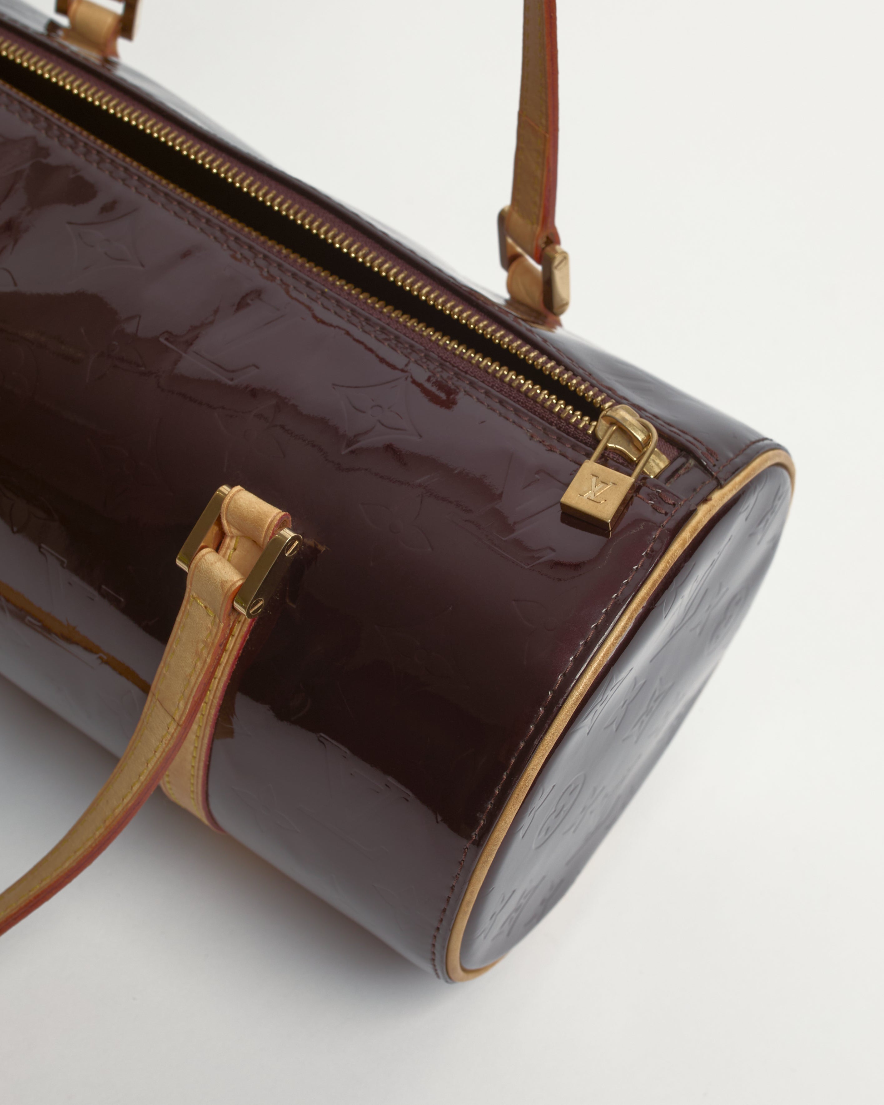 LOUIS VUITTON VERNIS AMARANTE PAPILLON 30 BARREL BAG