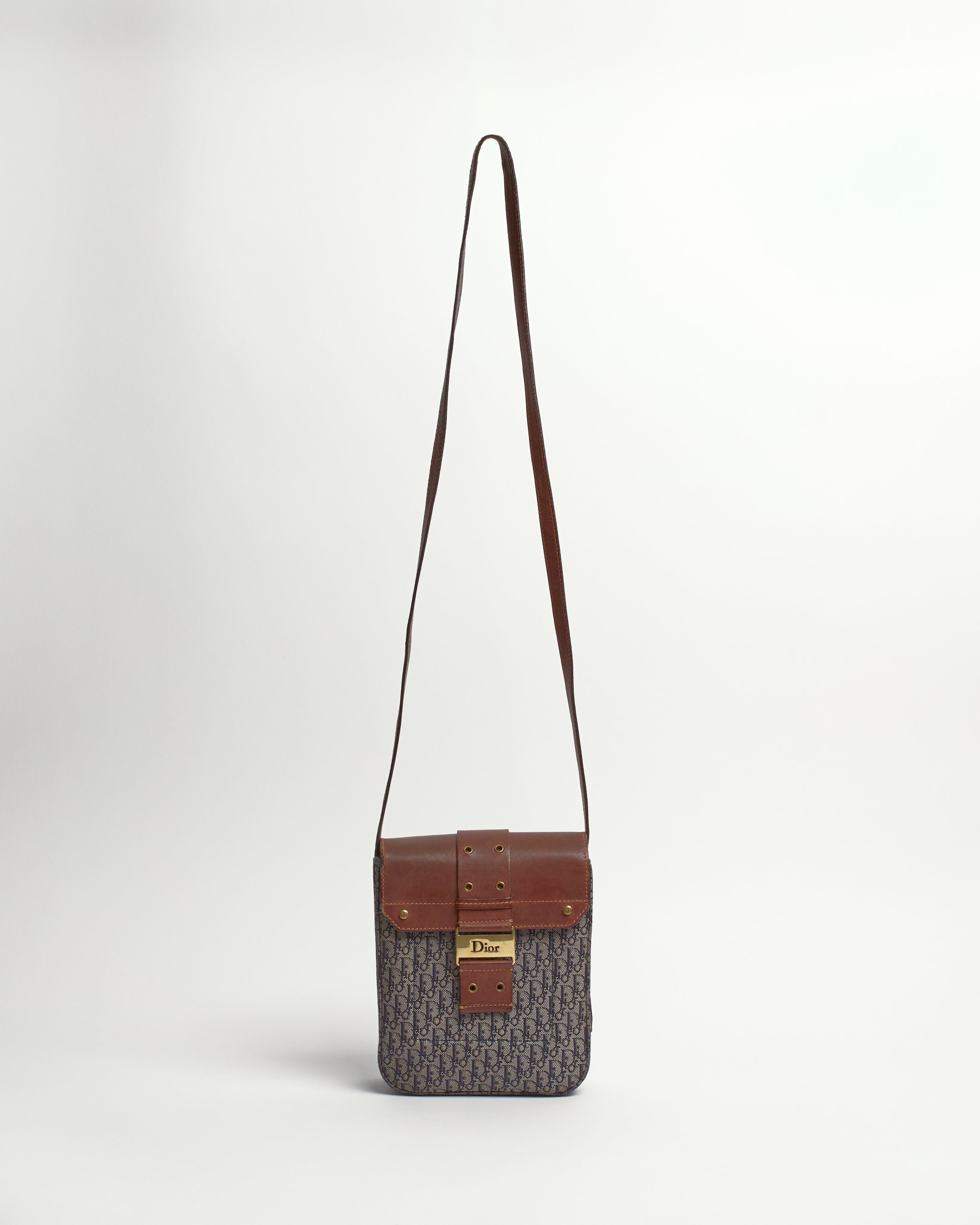 CHRISTIAN DIOR STREET CHIC COLUMBUS TROTTER CROSS BODY BAG