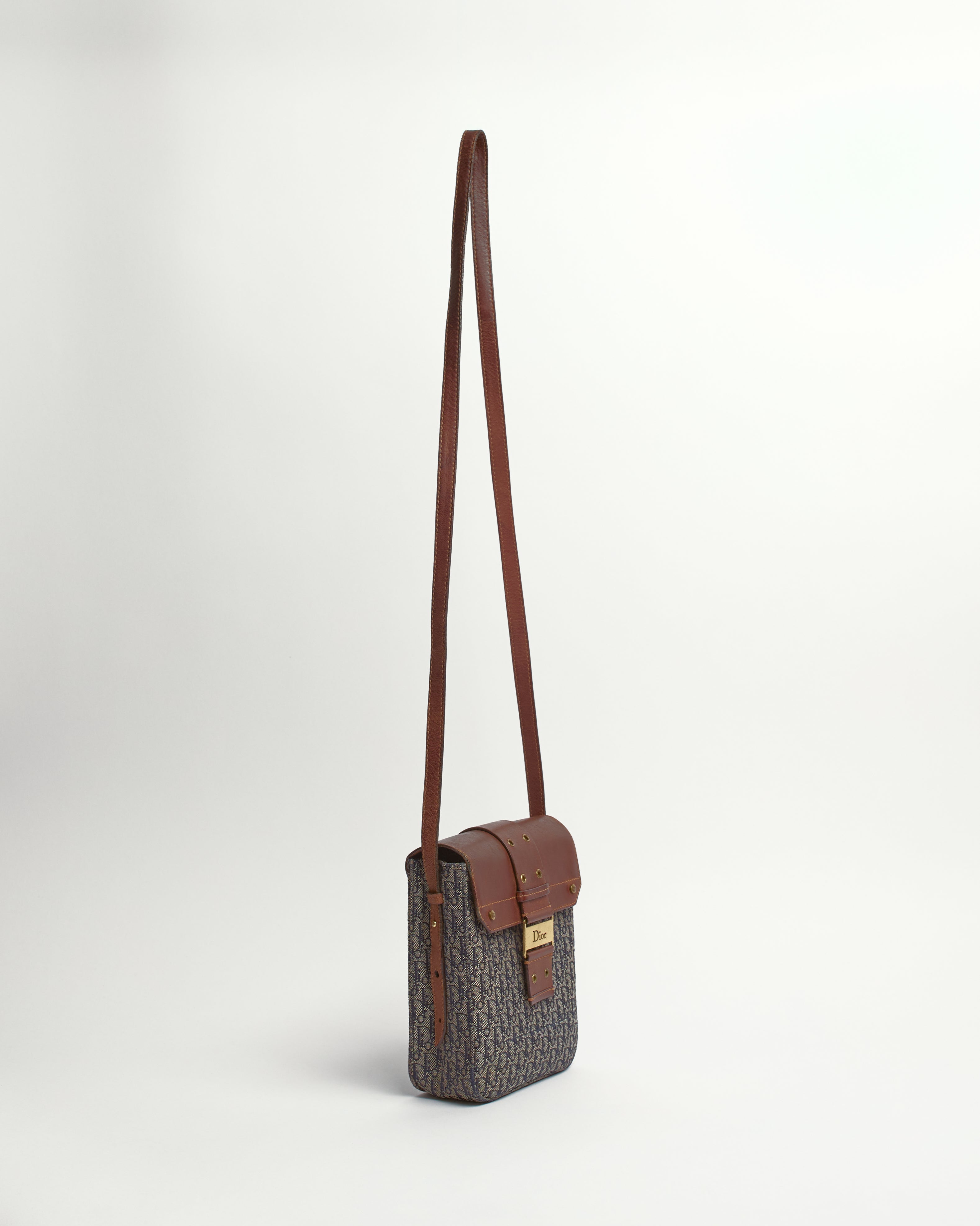 CHRISTIAN DIOR STREET CHIC COLUMBUS TROTTER CROSS BODY BAG