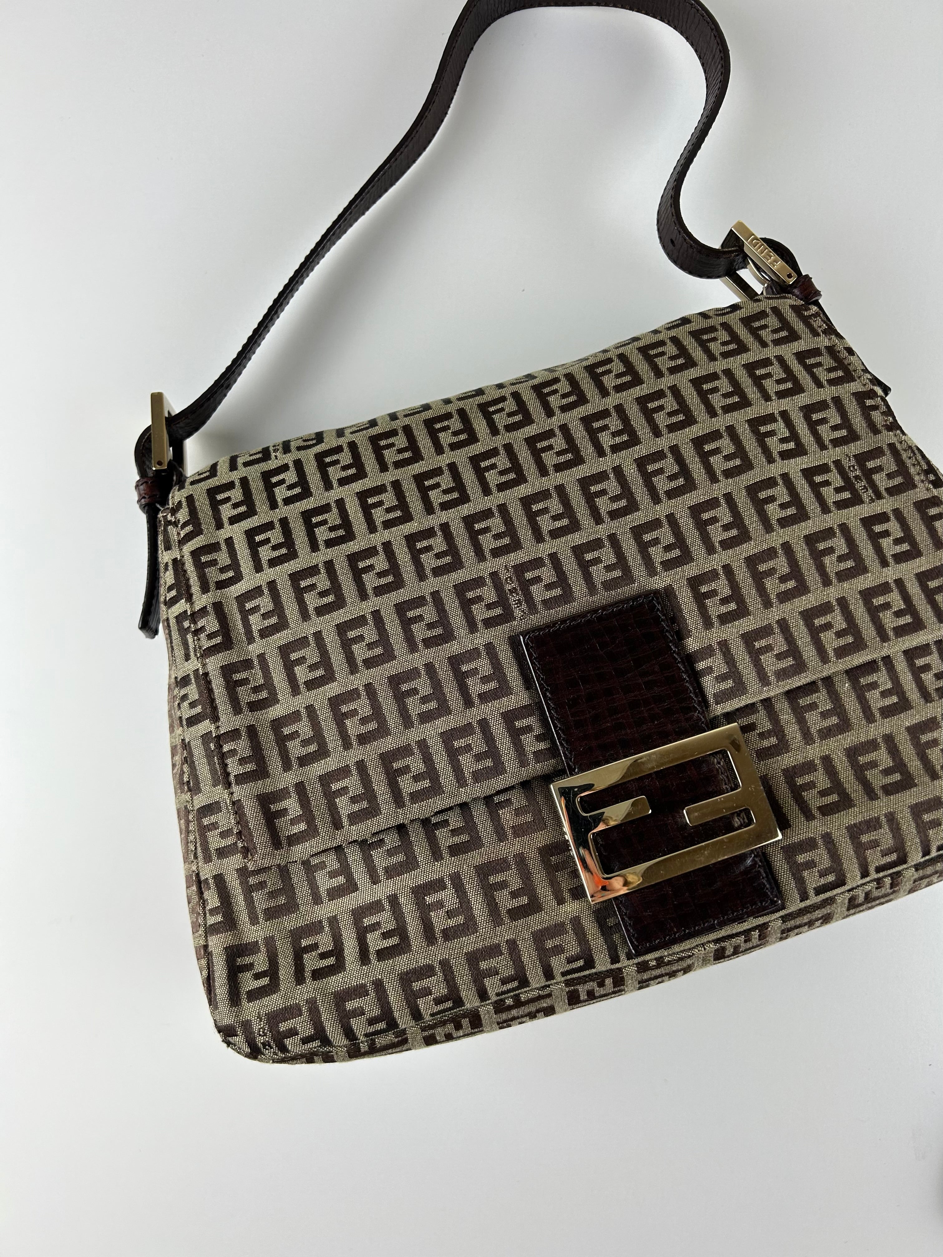 FENDI FENDISSIME BROWN MAMMA BAGUETTE SHOULDER BAG