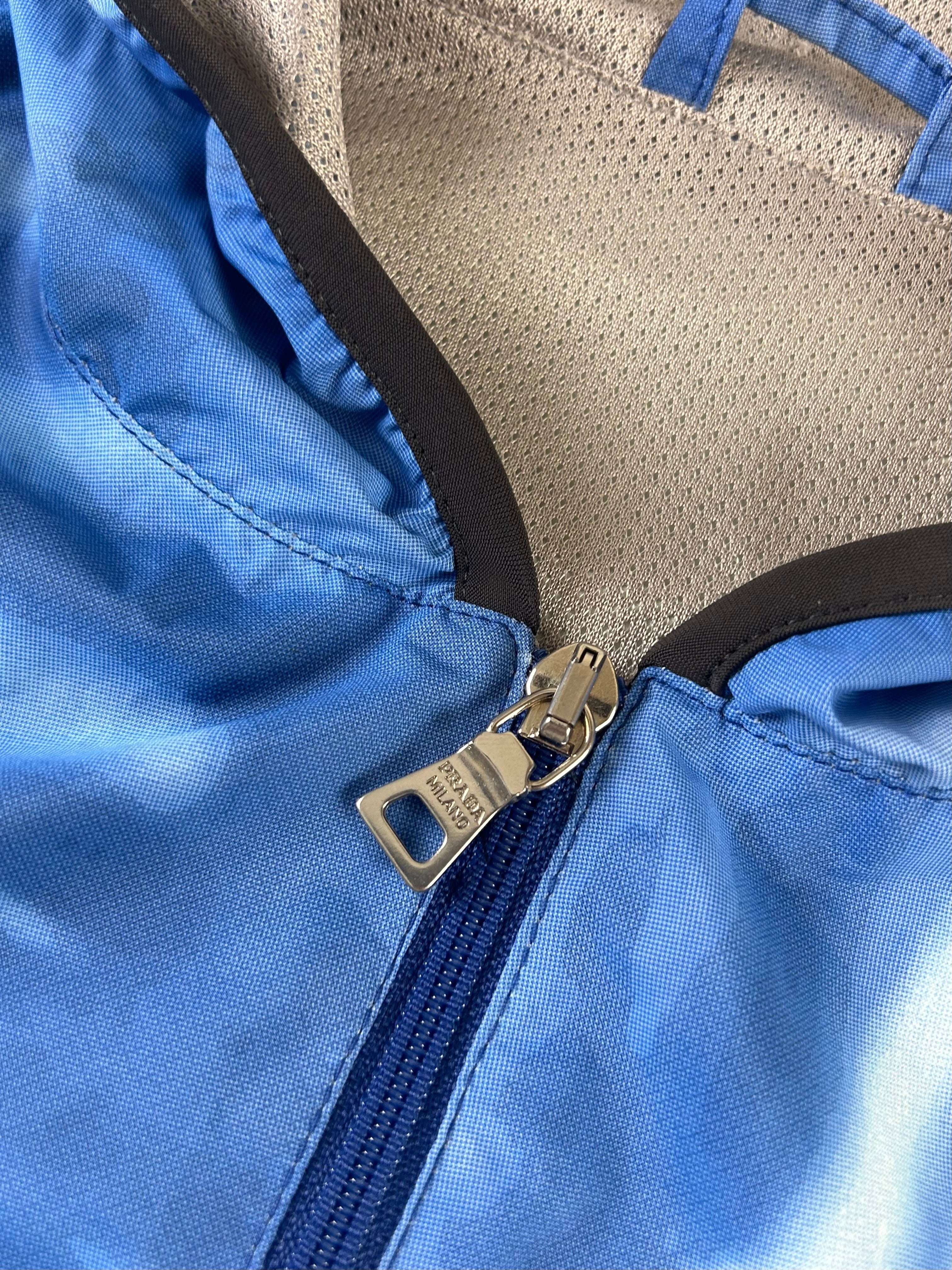 PRADA SPORT SS00 CLOUD NYLON HOODED VEST [M]