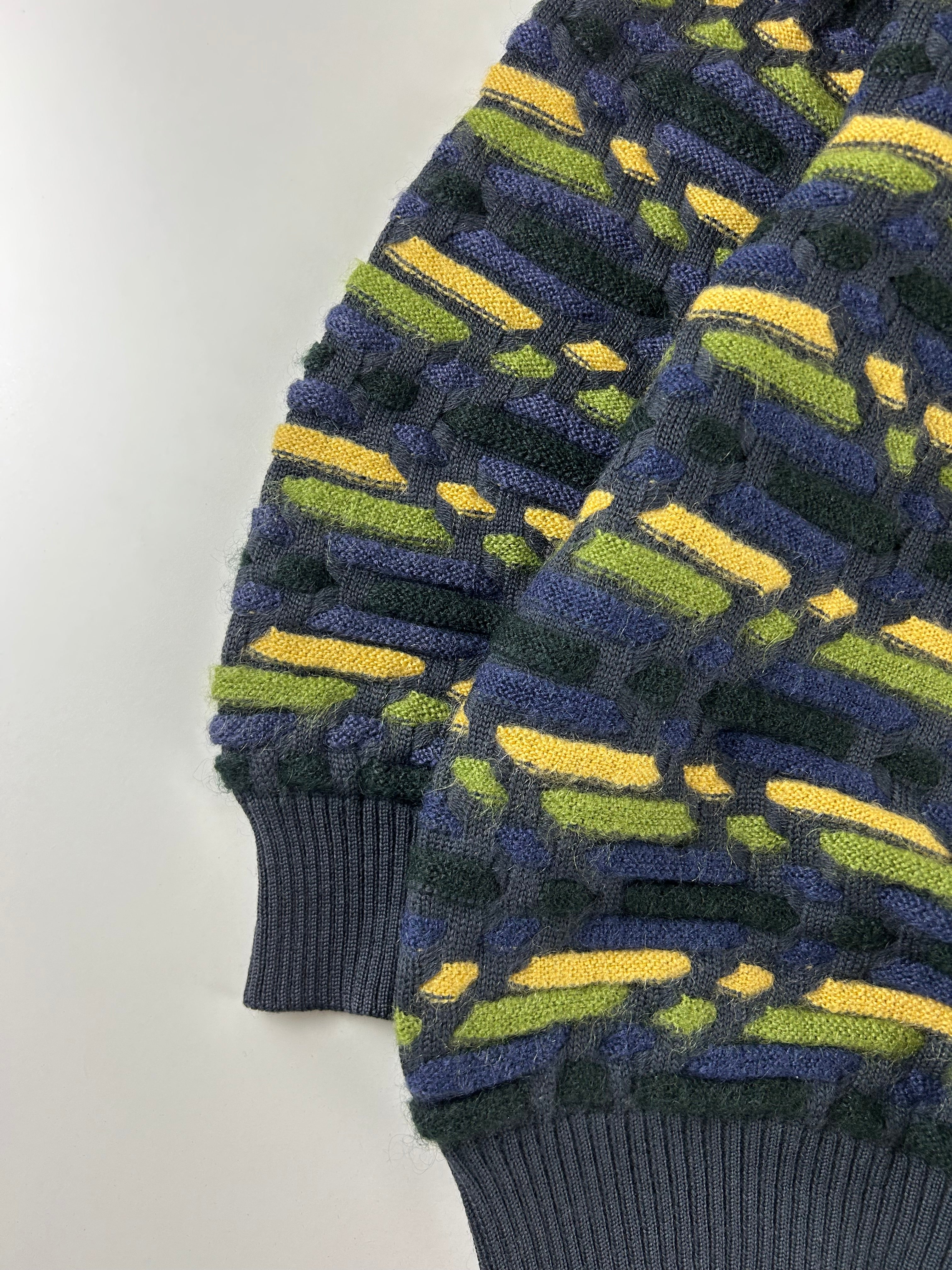 ISSEY MIYAKE 1990’S TEXTURED KNITTED SWEATER [L]