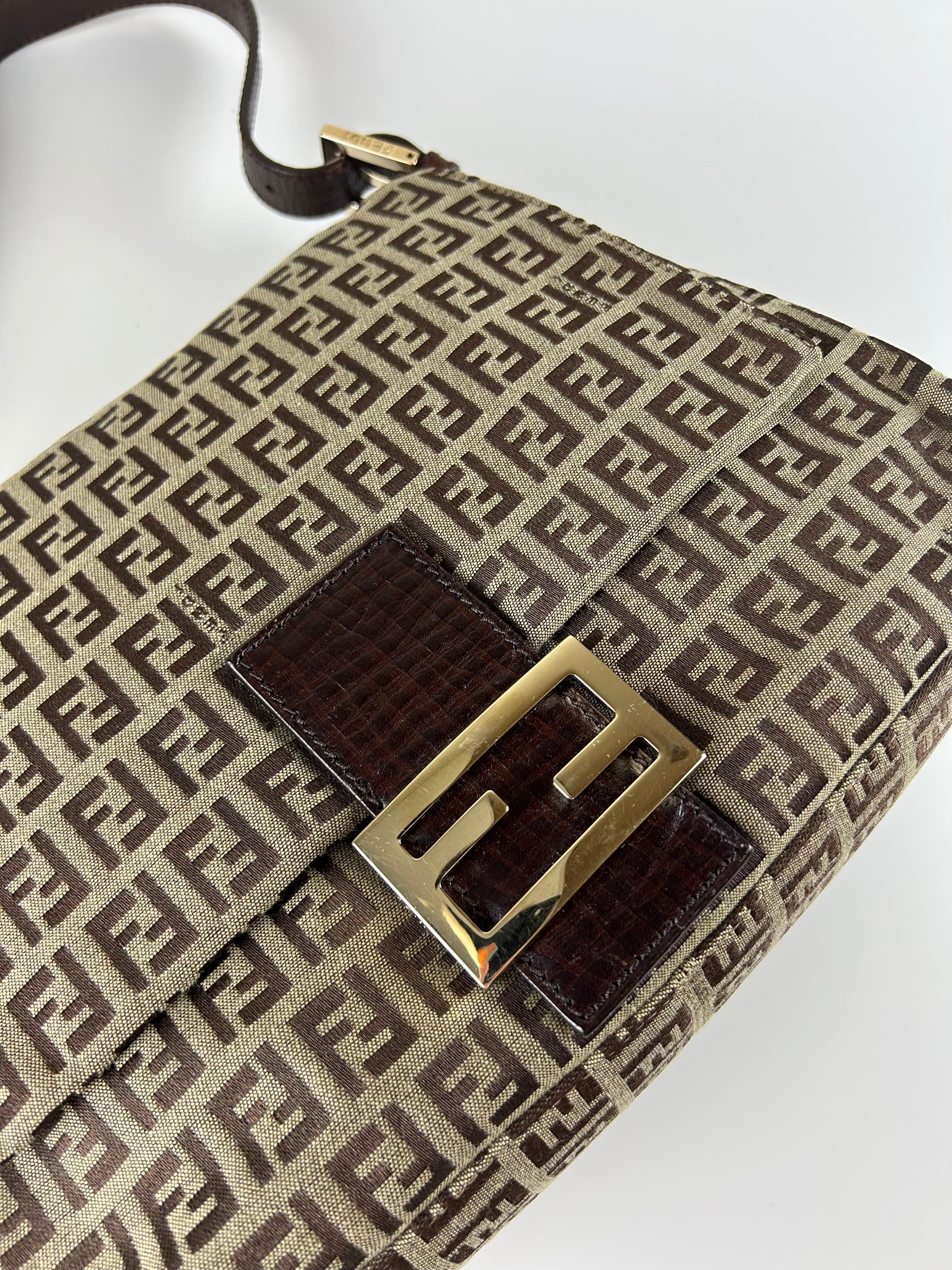 FENDI FENDISSIME BROWN MAMMA BAGUETTE SHOULDER BAG