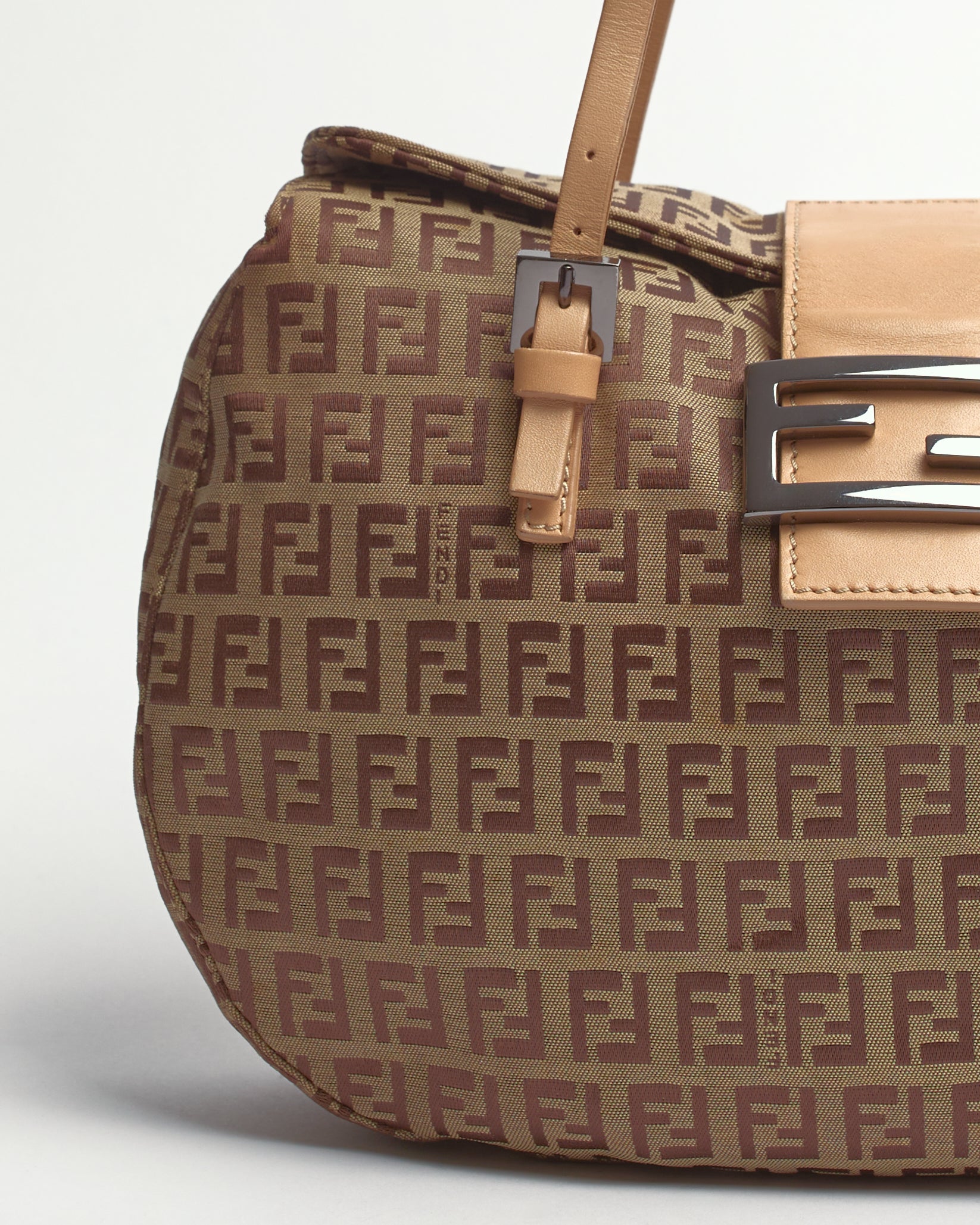 FENDI ZUCCHINO 2000'S LIGHT BROWN CANVAS AND LEATHER SHOULDER BAG