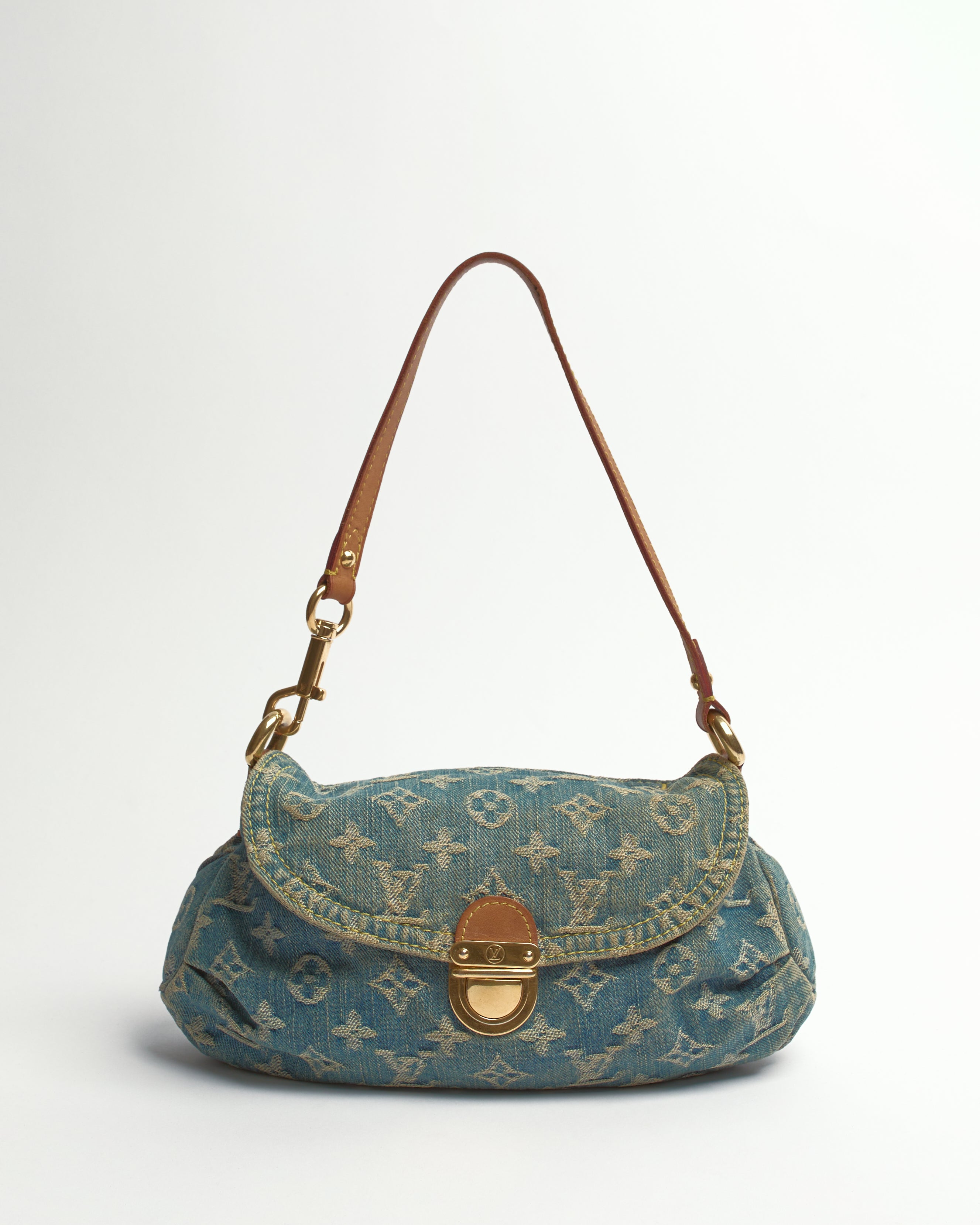 LOUIS VUITTON 2005 DENIM PLEATY SHOULDER BAG