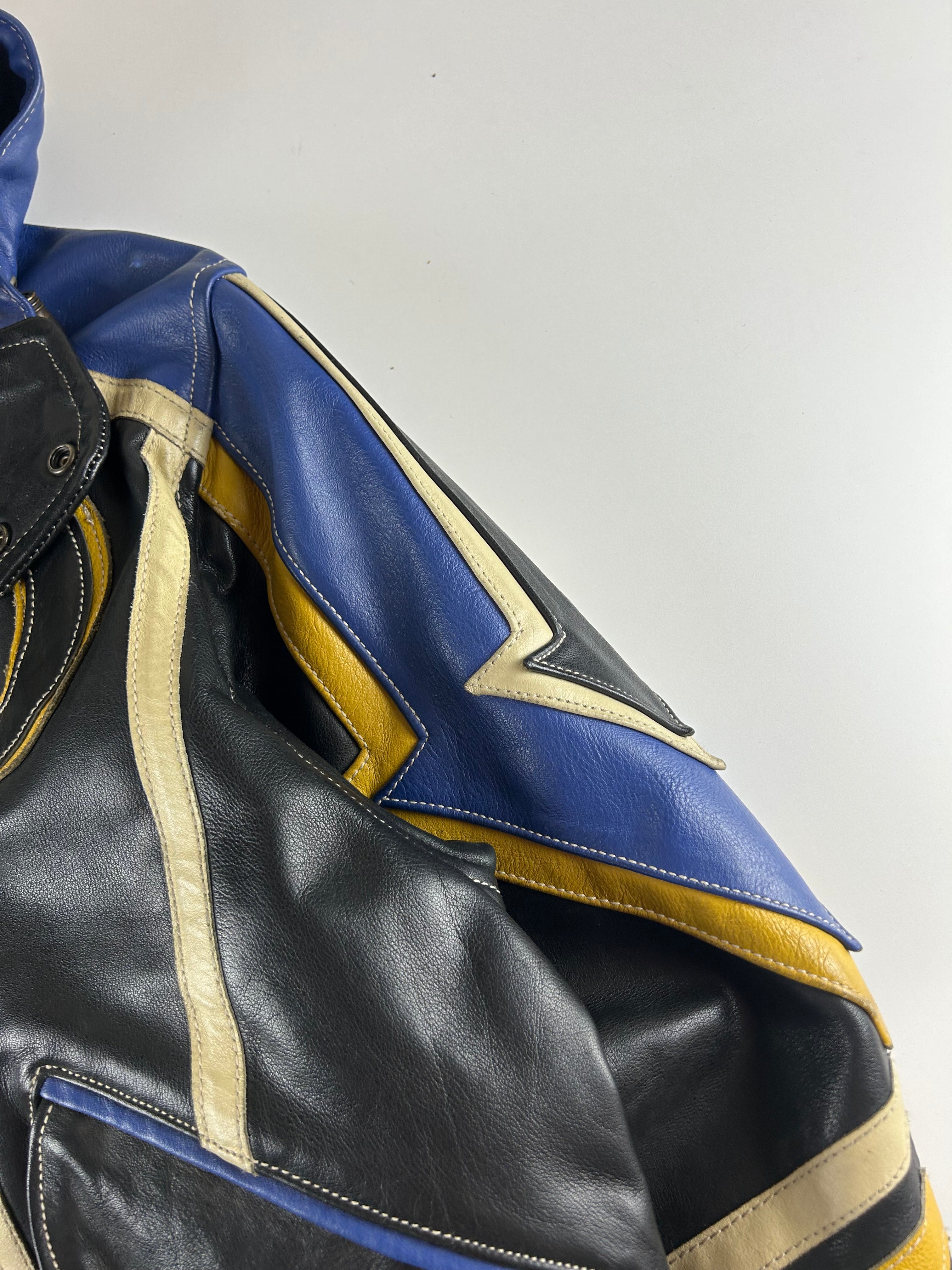 GIORGIO’S 1990'S CONVERTIBLE CLASP DETAIL LEATHER BIKER JACKET [M]